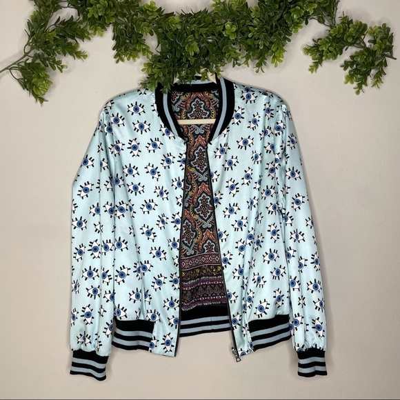 Alice + Olivia Lonnie Reversible Printed Baby Blue Eye Bomber Jacket XS - Picture 6 of 9